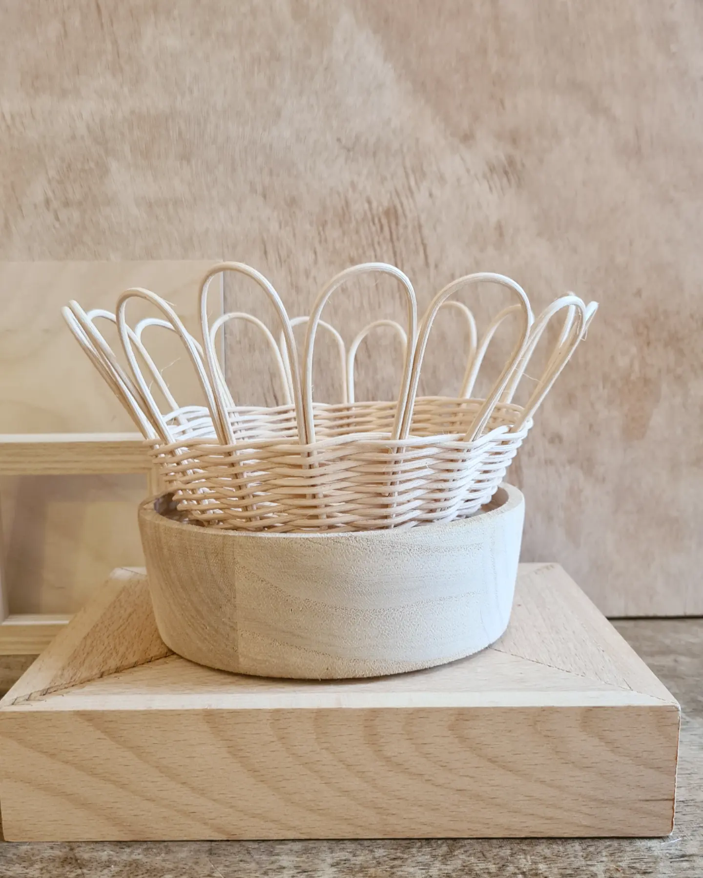 coupelle fleur en rotin kit de vannerie