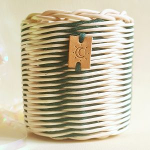 Petit pot vert foncé