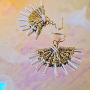Boucle d'oreilles dorée